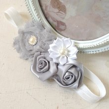 Vintage Flower Cluster Pearl Hairband - Grey